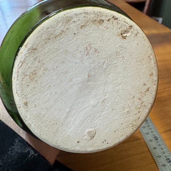 Vintage Royal Haegar Earth Wrap (?) 8" bud vase - Picture 8 of 8